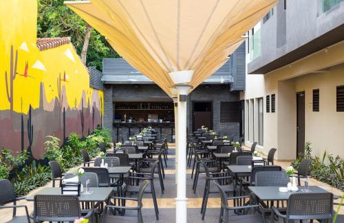 Angre Hotel | Silver Moon Hotel