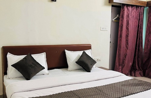 Wasda Resort | Silver Oak Country Yard Hotel & Resort