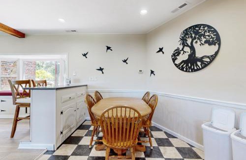 Glen Riddle House | Silver Point