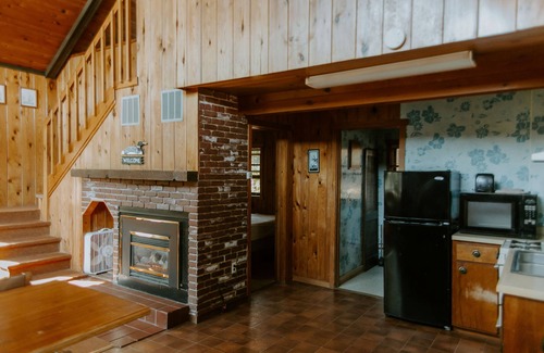 Ely Cabin | Silver Rapids Lodge