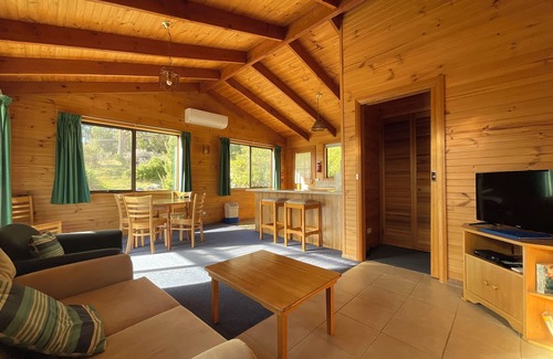 Claude Road Other | Silver Ridge Retreat