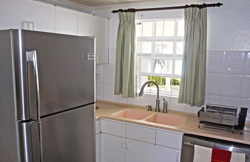 Silver Sands Villa | Silver Sands Beach Villas are great for family-friendly activities & surfing