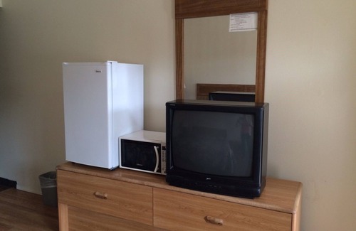 Florence Hotel | Silver Sands Motel