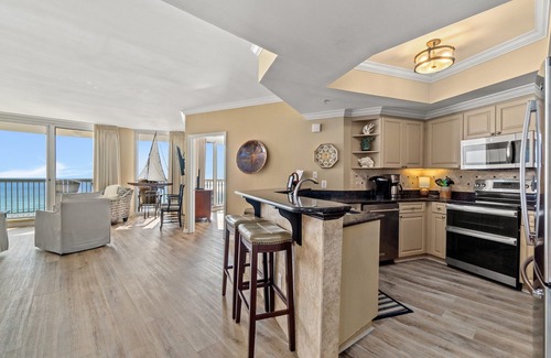Fort Walton Beach - Destin Condo | Silver Shells Resort, St. Maarten - Beachfront, Beautiful views, Unit 707