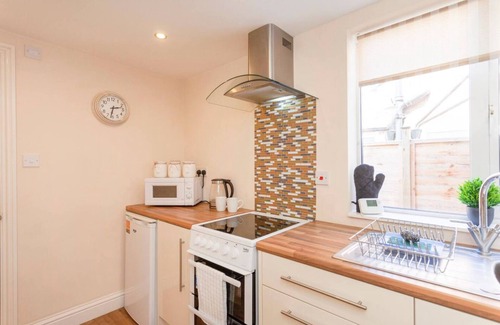 Ibstock House | Silver Stag Properties, Charming 2 BR House