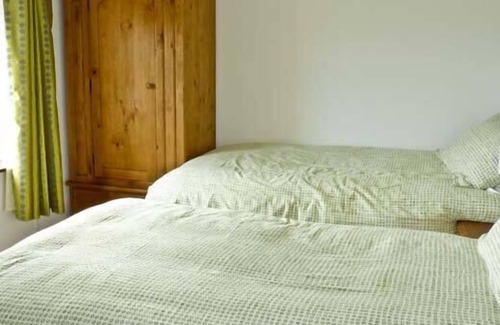 Coolbeg Cross Cottage | SILVER STRAND COTTAGE, pet friendly in Wicklow Town, County Wicklow