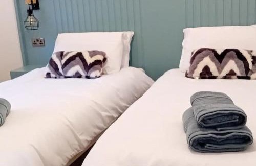 Malin Beg Ski Chalet | Silver Strand Lodge