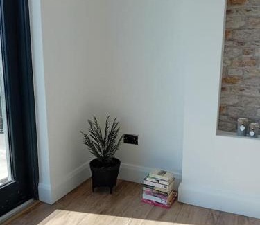 Malin Beg Ski Chalet | Silver Strand Lodge