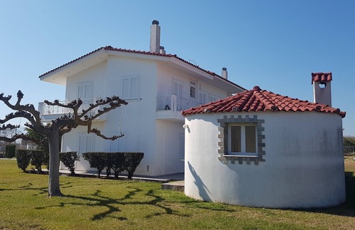 Stylida Villa | Silver Villa Raches