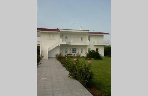 Stylida House | Silver Villa Raches, Sky
