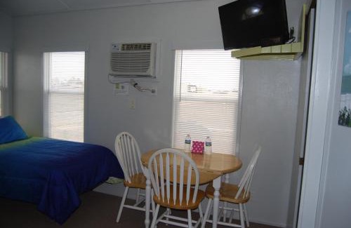 Silverton Ski Chalet | Silver Wind RV Park and Cabins