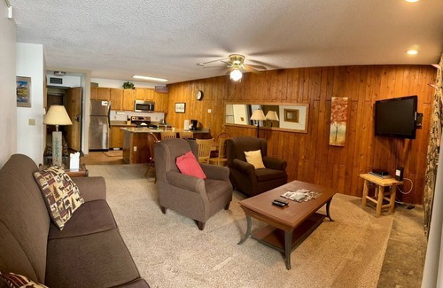 Winter Park Condo | Silverado II Resort & Event Center