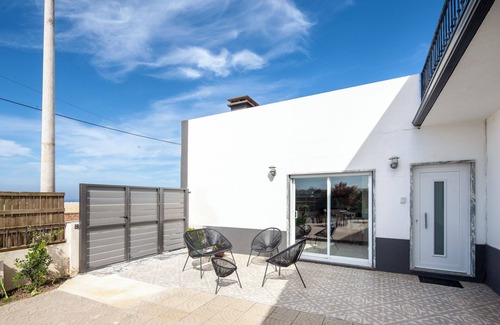 Sao Bernardino Apartment | Silvercoast Apartments - Tulip - Swimming pool, Jacuzzi & amazing sea views