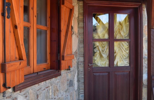 Agioi Vavatsinias House | Silverhouse Sanctuary