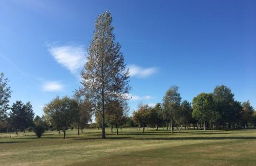 Chackmore Ski Chalet | Silverstone Golf Club And Hotel