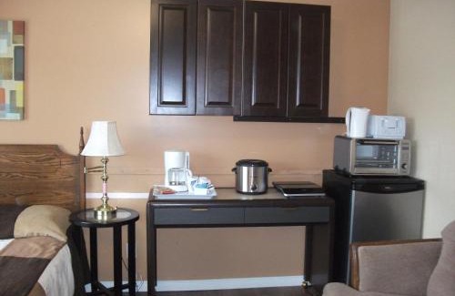 Bay Roberts Hotel | Silverwood Inn Hotel Bay Roberts