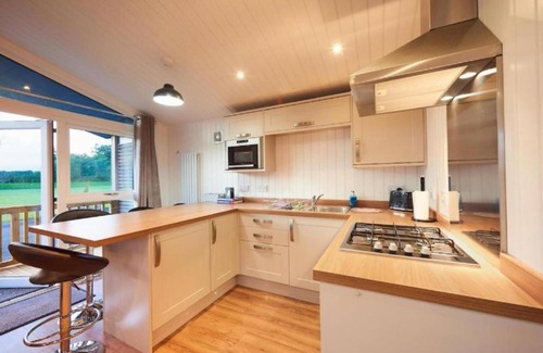 Perth Cabin | Silverwood Luxury Lodge Resort
