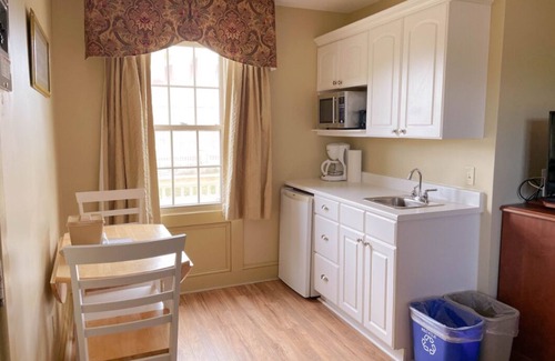 Cavendish Hotel | Silverwood Motel