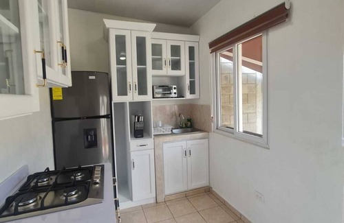 Sonsonate House | Silvia House II Acropoli Sonsonate.
