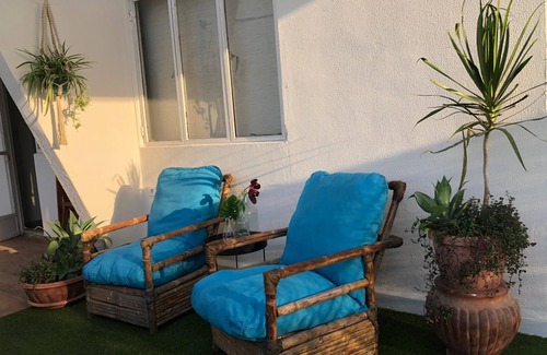 Gemmayzeh Apartment | Silvia's cosy city apartment with terrace