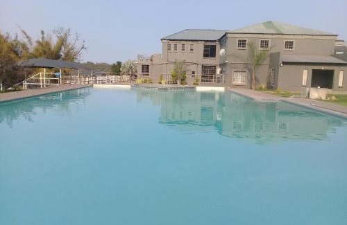 Tzaneen Hotel | SIMA SILVER LODGE