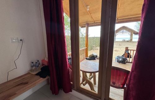 Sipura Island House | Simagirau Homestay