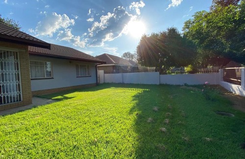 Vaalpark Apartment | Simbia Contractors Inn
