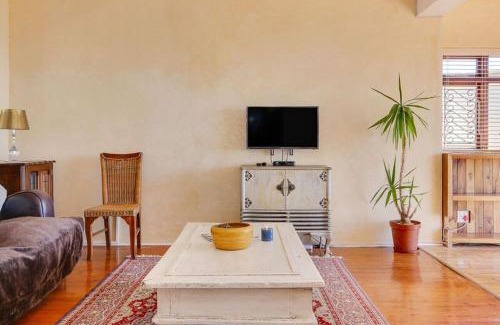 Simon's Town House | Simon's Town Lodge