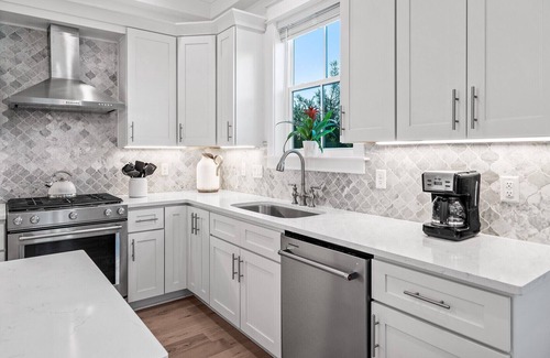 Emerald Waters Village House | SIMON SEAS: A New Coastal Home with 2 Pool, Gated Neighborhood, Close to the Beach!