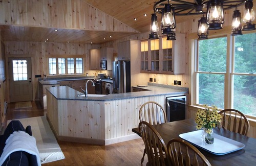 Falmouth House | Simonson Lakeside 4 Bedrooms