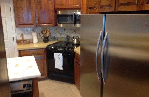 Falmouth Apartment | Simonson Lakeside on Highland Lake