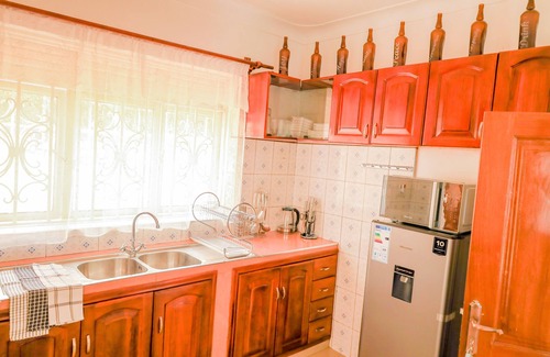Mukono House | Simple and Ethnic Centric