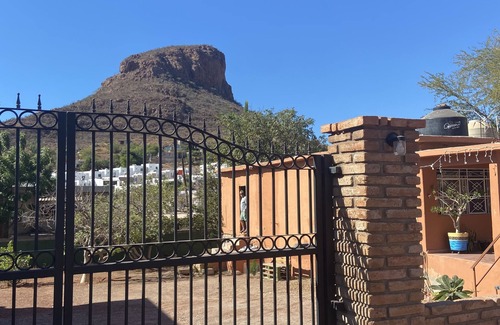Guaymas House | Simple and warm, with yard, parking space. Near elementary and middle school.