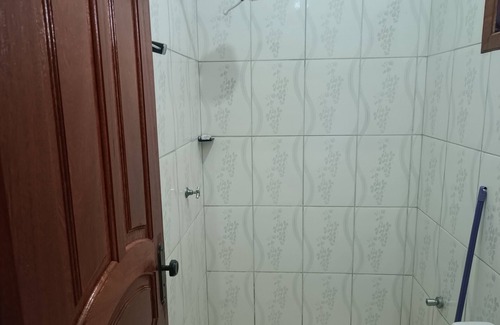 Santa Cruz Cabralia Cabin | Simple but cozy rooms in Coroa Vermelha-Ba. We accept pets.