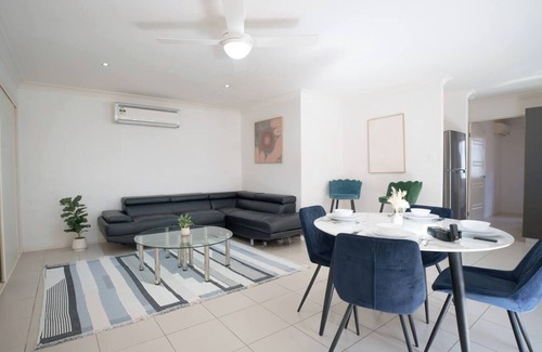 Calamvale House | Simple & Comfortable 2 bedrooms