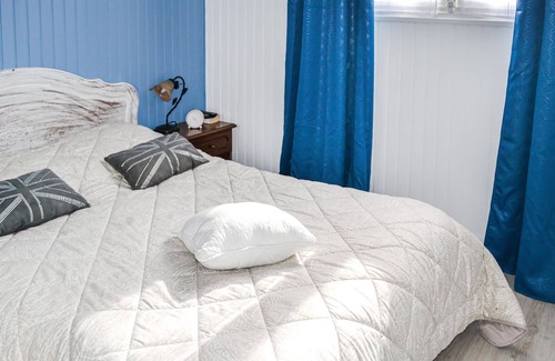 Chapdeuil House | Simple house in a small village in beautiful countryside, ideal for families.