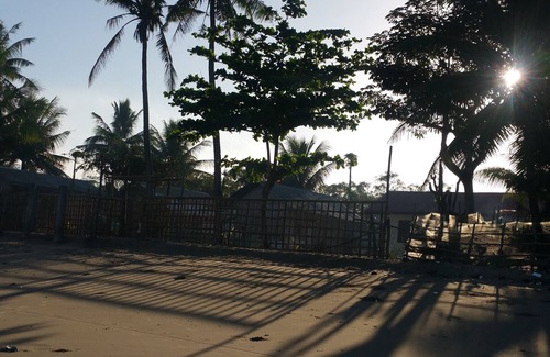El Nido House | Simple life, warm Filipino hospitality, sand, wind, the sea and SHALOM!