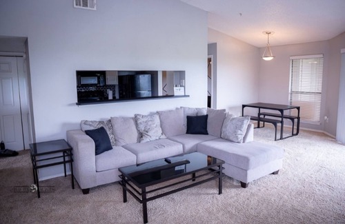 North Arlington Apartment | Simple Oasis with amazing view