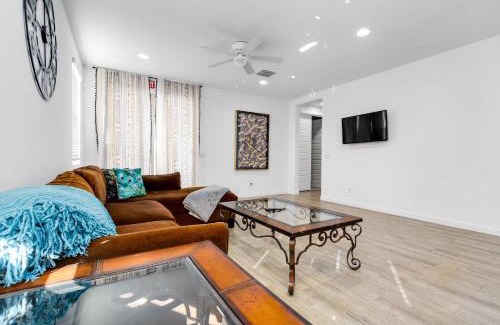 Estrella Village House | Simple Retreat Budget-Friendly and Convenient