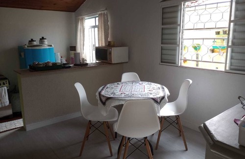 Londrina House | Simples e Confortável