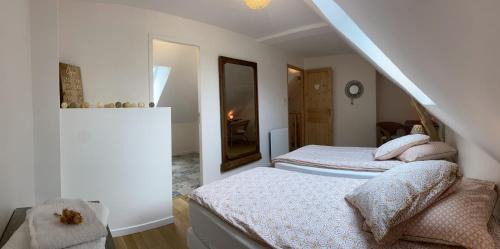 Les Rosiers-sur-Loire House | Simples Escales : gîte nature, détente et sauna