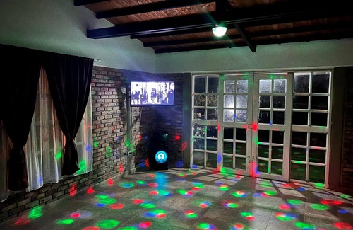 El Eden Ski Chalet | Simplicidad Campestre: Casa para Desconectar