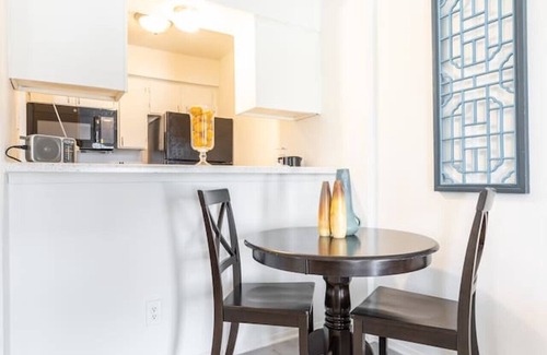 Park Central Apartment | SIMPLICITY AT ITS FINEST! 1 BED 1 BATH IN DFW!