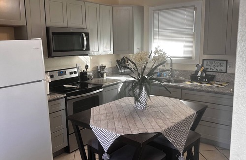 Dixon House | Simplicity Stays NOLA