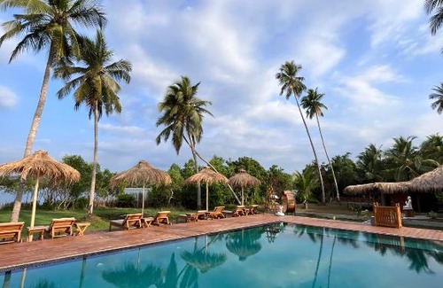 Morakatiyara Hotel | Simply Peace