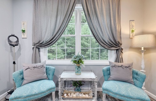 Stroudsburg House | Simply Serene - Wild West City - 4 acres of Privacy - Sauna/Spa/Golf/Pool