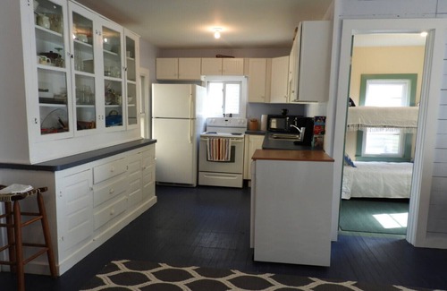 Livonia House | Simply Serenity