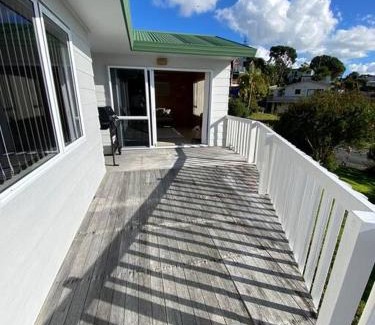 Cable Bay House | Simply Sunny
