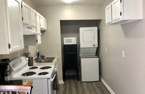 Richmond Apartment | Simply sweet - Entire 1 bed upstairs apt near EKU