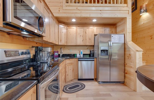 Gatlinburg Cabin | Simply Unforgettable